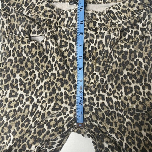 American Eagle Jeans - Picture 8 of 9